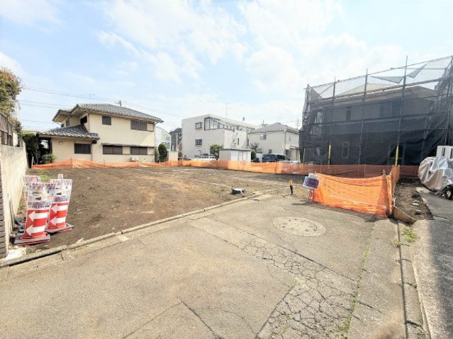【仲介手数料３９０万円が無料！】■学芸大学駅１２分■下馬中央公園まで５０米の画像