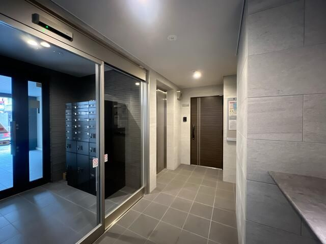 マイナビＳＴＡＹエナジャイズ駒込（エナジャイズ駒込）のエントランス