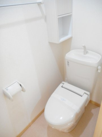 Ｍ　グレインⅡのトイレ|落ち着いた色調のトイレです