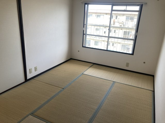 すずらん台コートの設備|和室のお部屋も綺麗で明るいです
