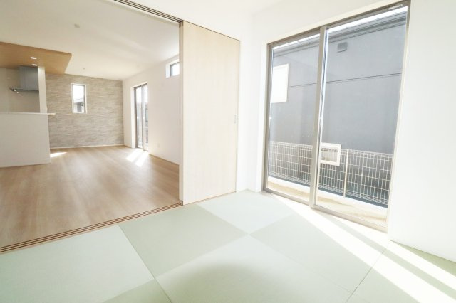 郡山市安積町長久保3丁目　　　４号棟　　　安積第3小学校、安積第2中学区の和室|※同社施工例