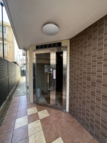 【エントランス】