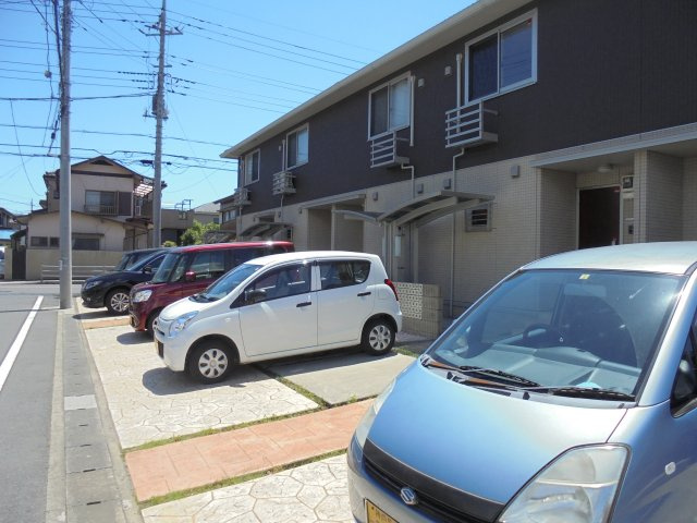 キャッスルの駐車場