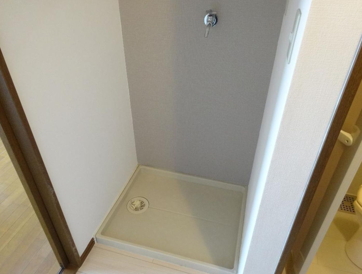 エスポワールの設備|洗濯機置き場（同一仕様写真）