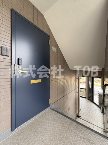 【その他】 | アクアマリン希望ヶ丘B棟 | 215号室　玄関ドア