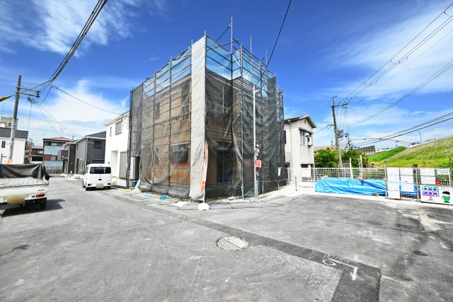 クレイドルガーデン摂津市鳥飼和道新築一戸建て｜全12区画＋駐車1台可