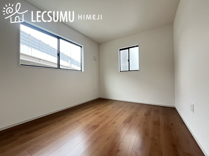 姫路市玉手1期/新築戸建の洋室