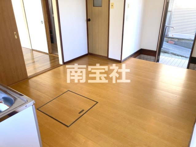 【居間・リビング】