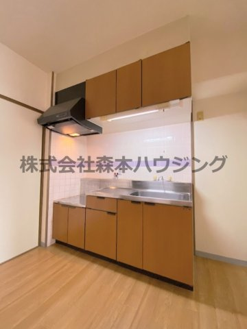 【キッチン】 | 　グランドヴィラ香里 | キッチンでお料理をお楽しみください