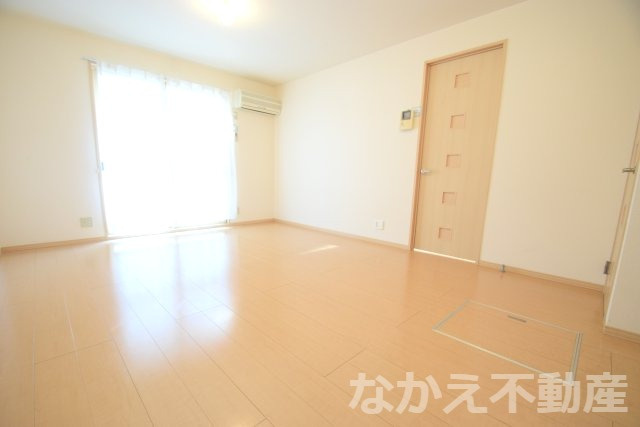 【居間・リビング】 | 使いやすい居間です
