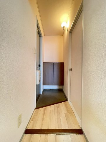 グレースハイムA棟の玄関