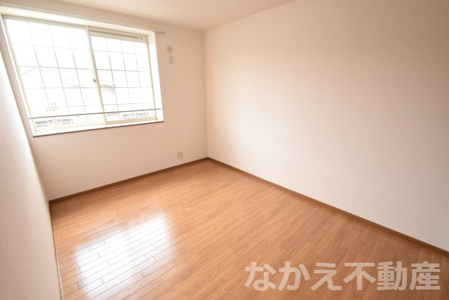 【寝室】 | 使い勝手のいい寝室です