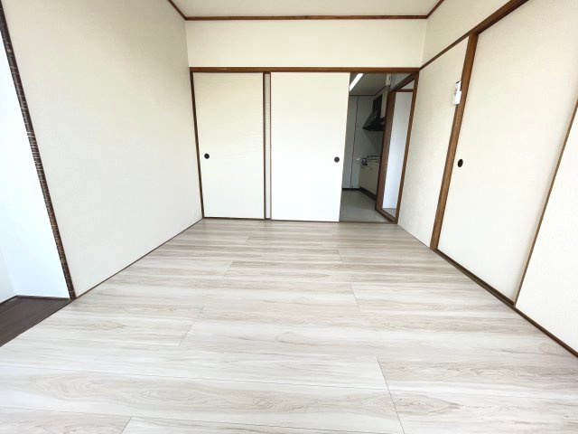 【寝室】 | 落ち着いて過ごせるお部屋なので、寝室にいかがでしょうか