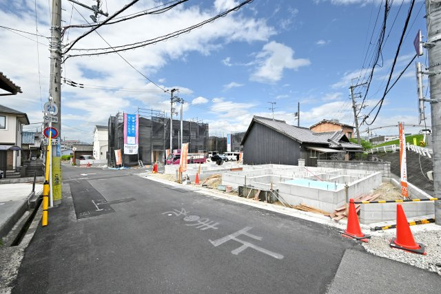 クレイドルガーデン摂津市鳥飼和道新築一戸建て｜全12区画＋駐車1台可