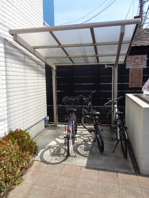 Ｓｍａｒｔ湘南の駐車場|屋根付き駐輪場