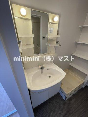 ノアーズアーク住之江の洗面所