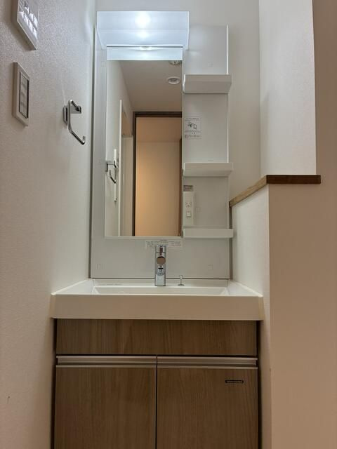 ＭＩＮＤ志村坂上の洗面所