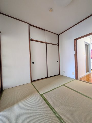サンドエル吉田の和室