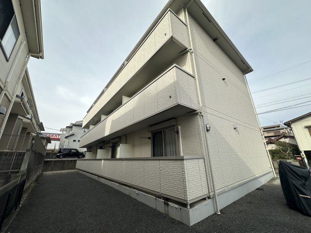 ソーサーハウスの外観