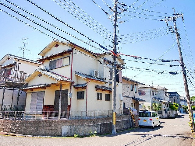 クロッシェ宮ノ裏の外観