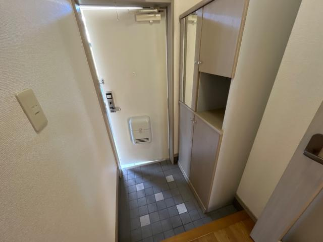 プレステージ薬師Ⅱの玄関|下駄箱