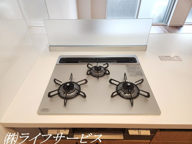 【キッチン】 | サニーコーポ東三国 | グリル/３口ガスコンロでお料理も楽々