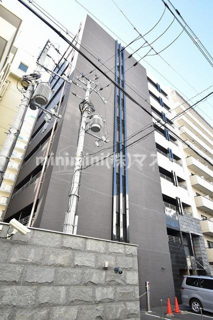大阪市中央区十二軒町の賃貸マンションの外観
