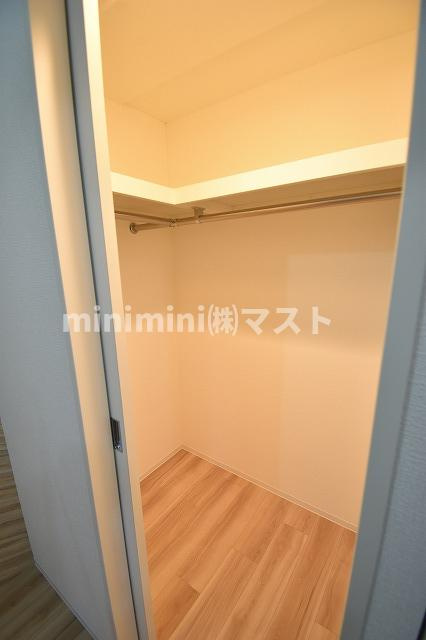 大阪市北区中崎１丁目の賃貸マンションの収納