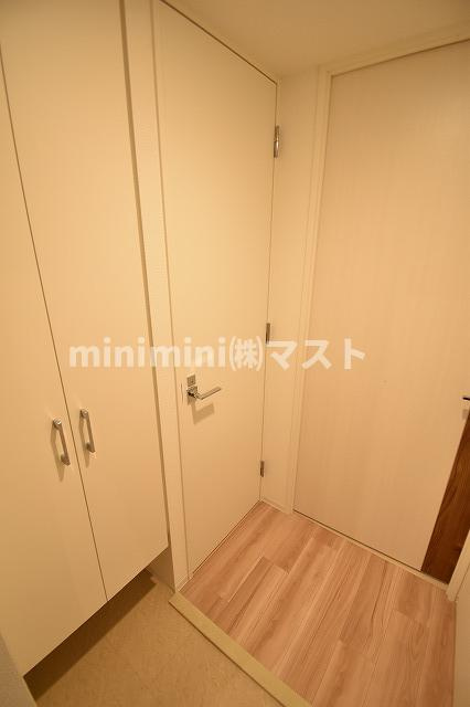 大阪市北区中崎１丁目の賃貸マンションの玄関