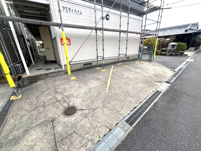 アミティハイムの駐車場