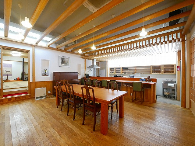 北市町店舗の内装