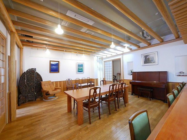 北市町店舗の内装