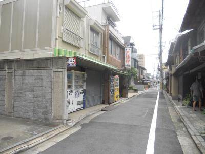 第17長栄シャルマン四条大宮壱番館の周辺|前面道路