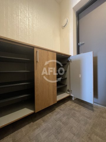 クリアクレセント住之江の収納|クリアクレセント住之江　シューズBOX