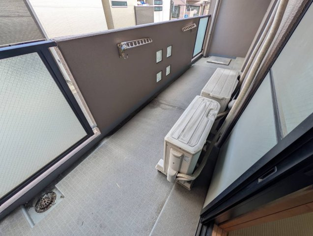 メープル神戸本山のバルコニー