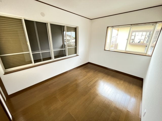 藤岡市藤岡　中古1699の洋室