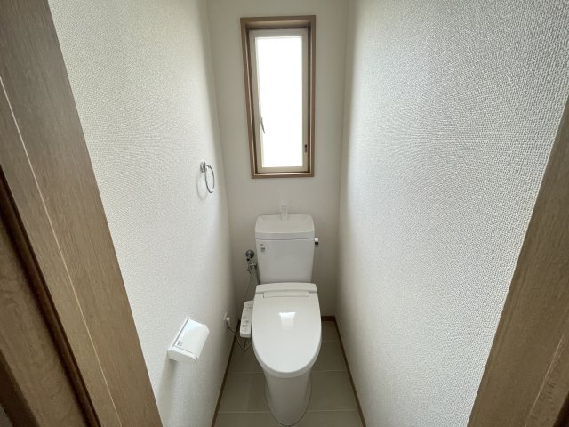 藤岡市藤岡　中古1699のトイレ