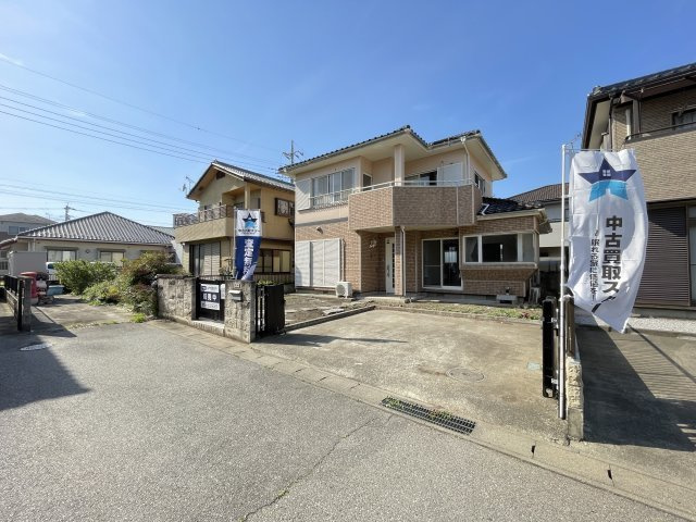 藤岡市藤岡　中古1699の前面道路含む現地写真