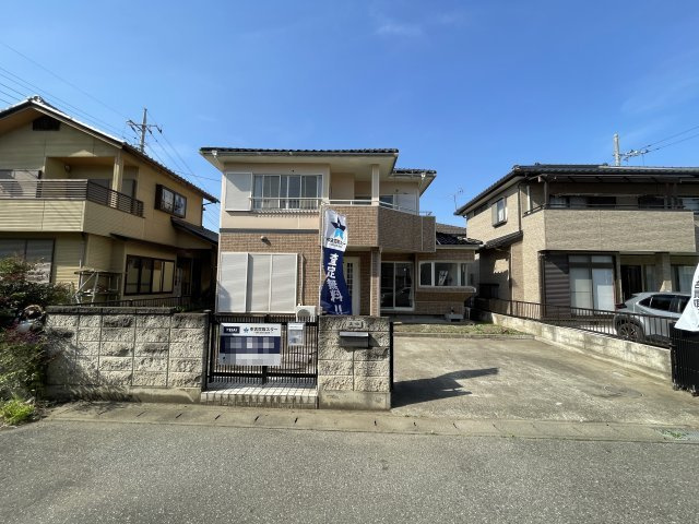 藤岡市藤岡　中古1699の駐車場