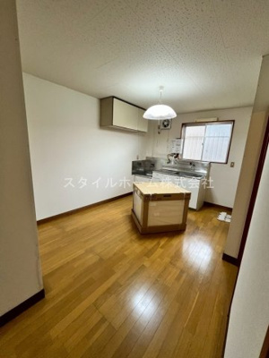 【居間・リビング】 | コーポ瓦町