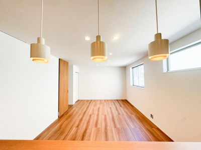 【居間・リビング】 | 山科区西野岸ノ下町　新築戸建