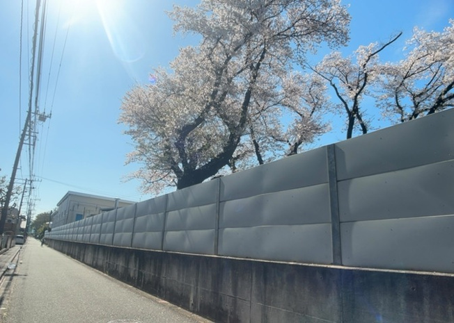 【展望】 | ライオンズマンション相模大野第弐Ａ館 | 眺望の良さを楽しめるダイニングキッチンで家族団らんの時間を過ごしてはいかがでしょうか。バルコニーから見える景色を家族で眺める時間は、時間が経つのを忘れてしまいそうですね。是非、現地を見に行きましょう！