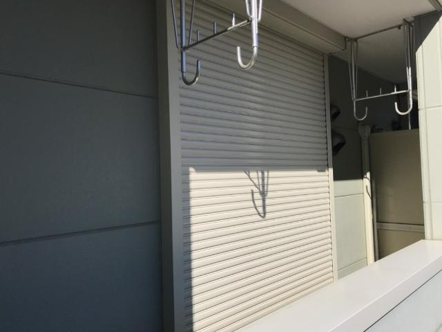 ヴィラ・サンライトⅡの内装|窓シャッター（イメージ）