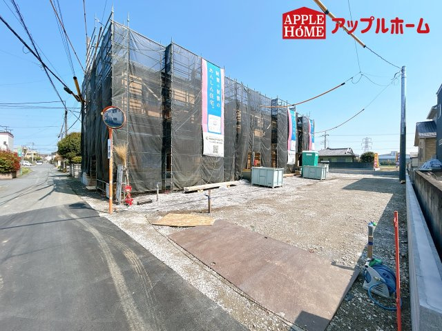 [新築住宅] 鴻巣市鴻巣 第1 全3棟の前面道路含む現地写真