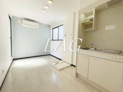 【居間・リビング】 | ＡＶＥＮＩＲ町屋 | 洋室のお部屋です。