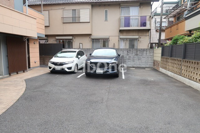 【駐車場】 | ラフレシール市川