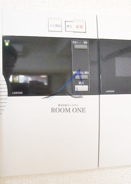 ルーブル西五反田弐番館のセキュリティ|モニター付きインターホンです。