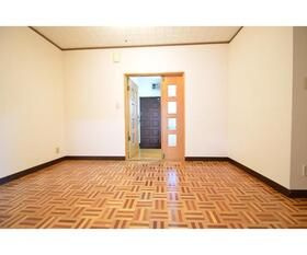 ホーク・ハイツ