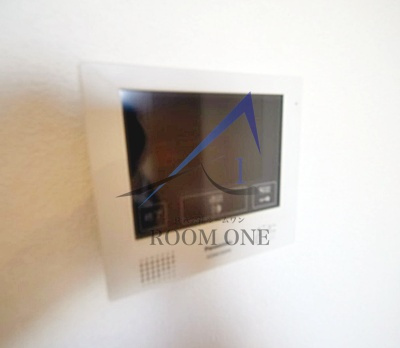 REGALEST谷塚のセキュリティ|モニター付きインターホンです。