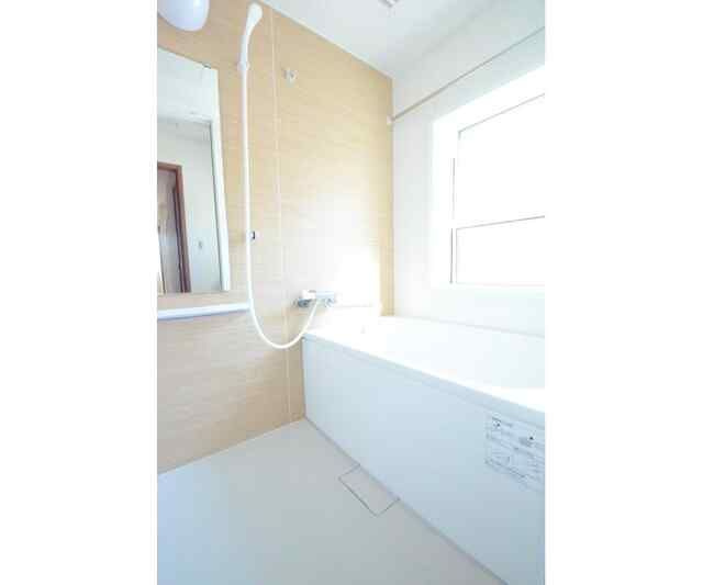 宝町１丁目戸建の浴室